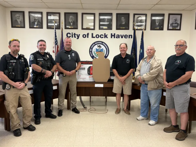 City police receive support from Sons and Daughters of Italy